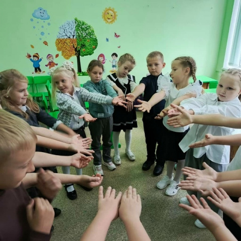 Играй, узнавай, найди друзей