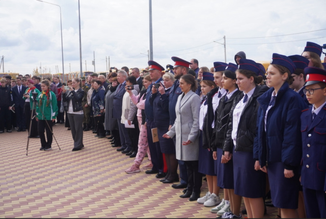 Муниципальное бюджетное общеобразовательное учреждение Лакедемоновская средняя общеобразовательная школа - Время жить в России